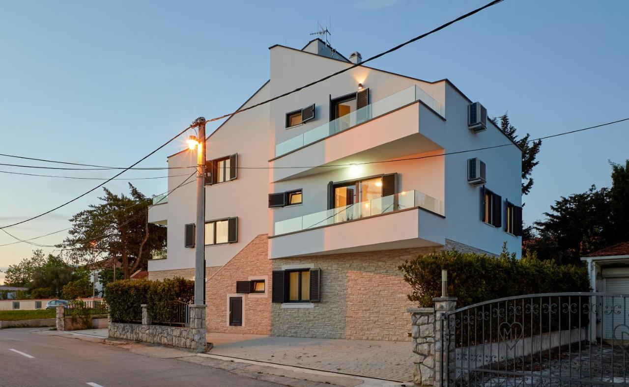 Apartments Nika 图兰杰 外观 照片